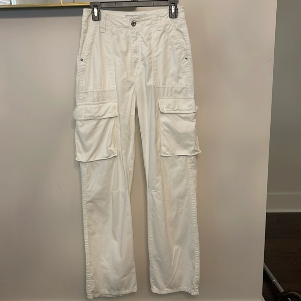 Bershka Women’s White Cargo Medium Rise Straight Pants Size US 04